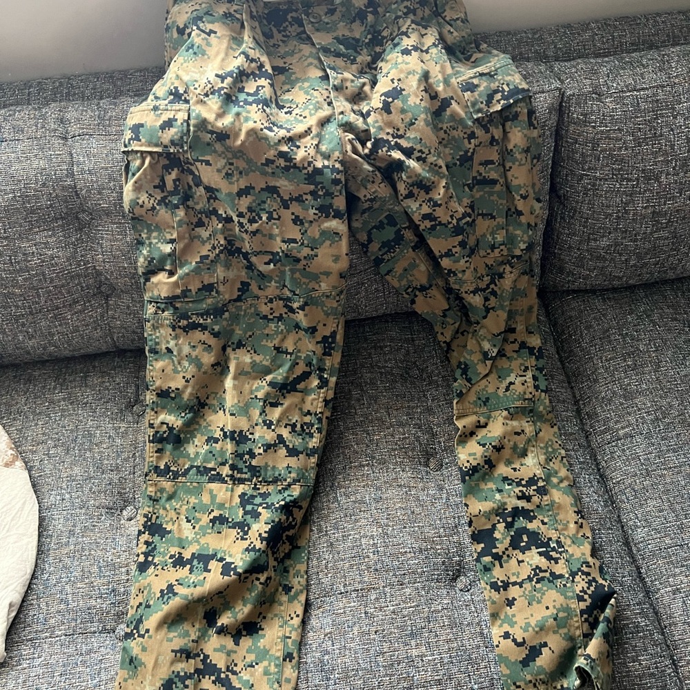 USMC Camouflage pants. Jungle MARPAT pattern slightly used condition.